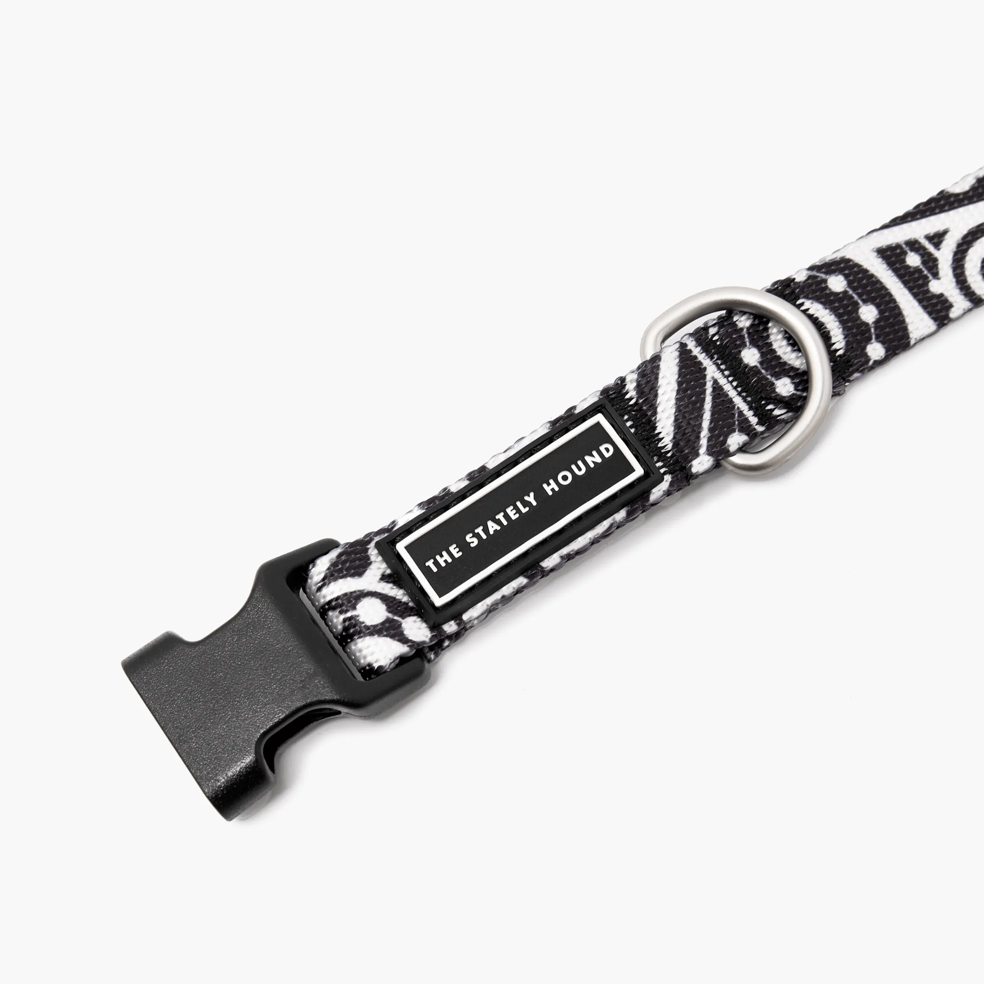 Adjustable Black & White Geometric Dog Collar - Water-Resistant & Durable