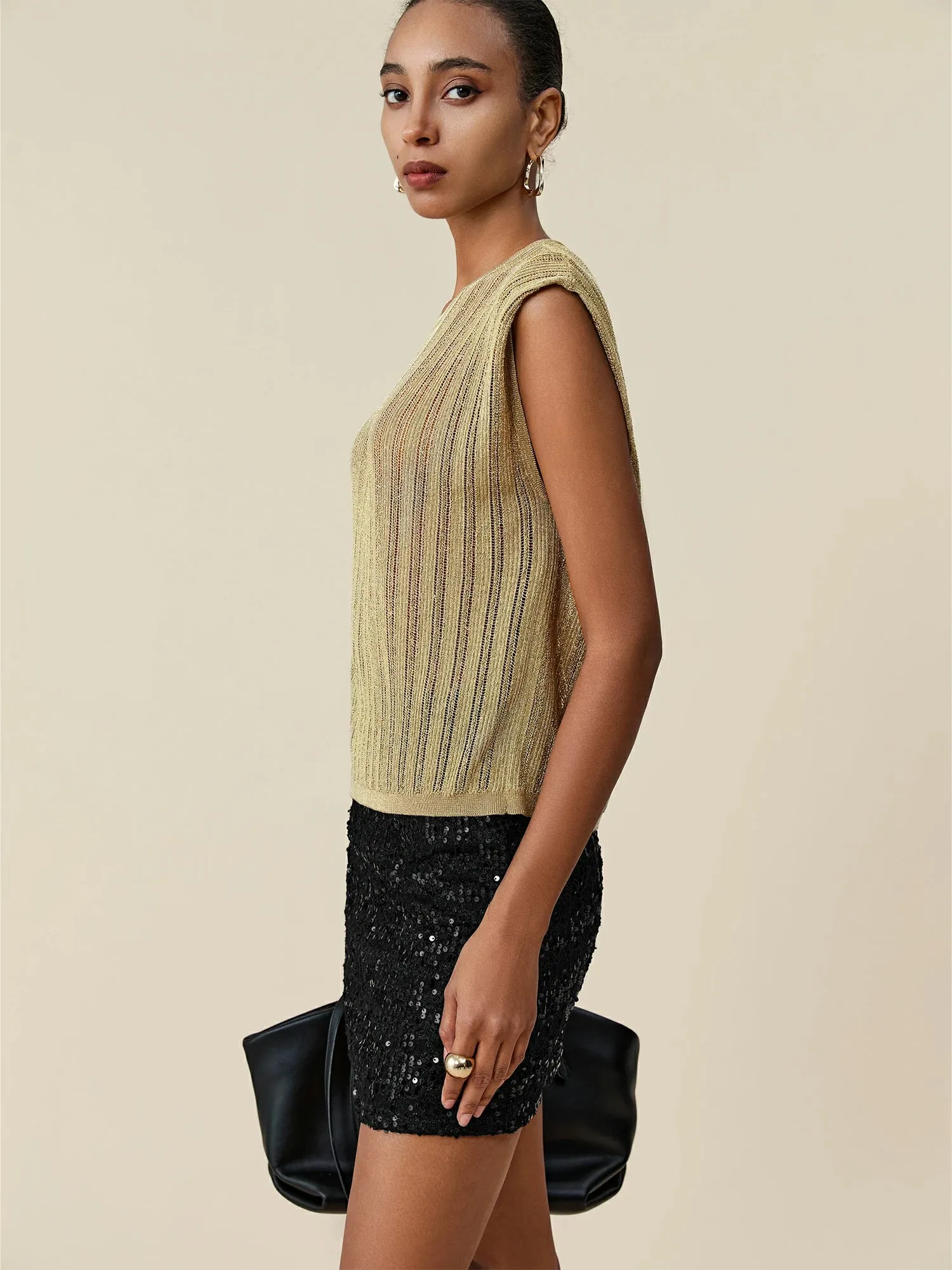Amoretu Round Neck Glitter Knit Vest