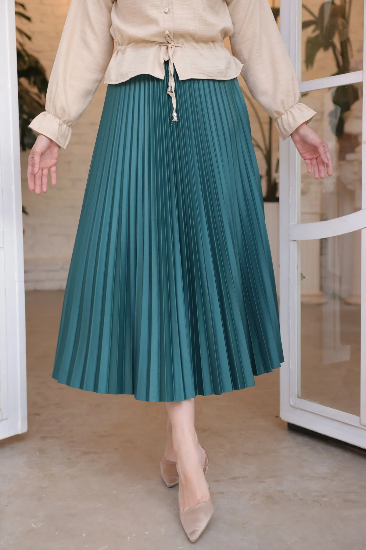 BNG Women Pleated Skirt Emerald Green - Clermont