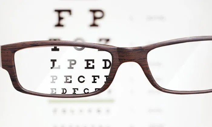 Comprehensive Eye Test at Mood Eyewear Optometrist