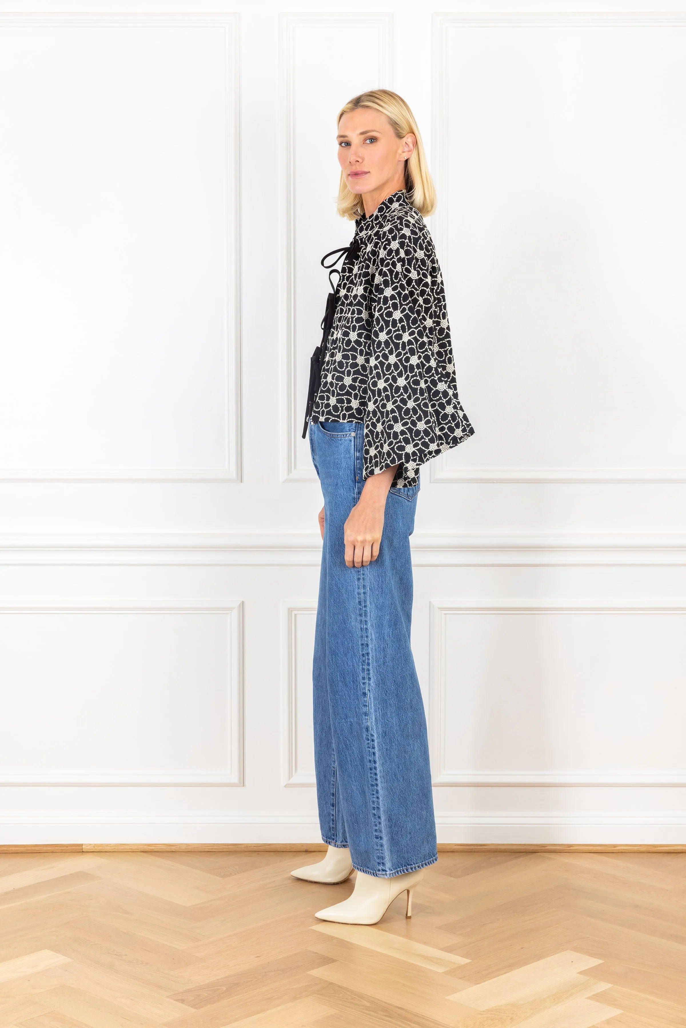 Cream Daisies Cropped Jacket