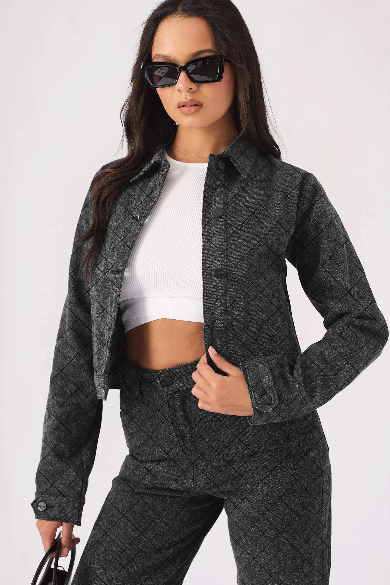 CROPPED DENIM JACKET - BLACK ACID WASH