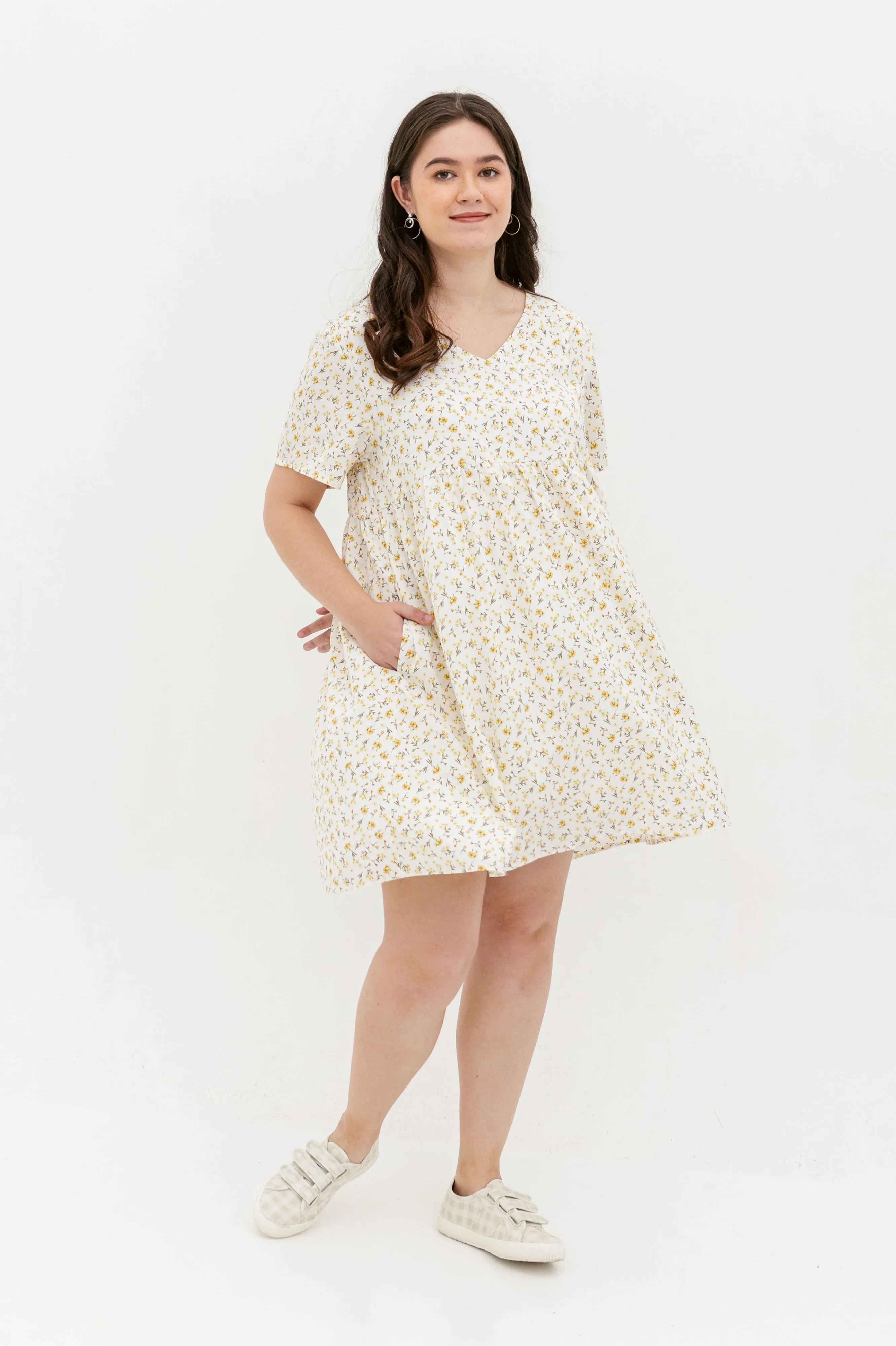 Fiona V-Neck Babydoll Dress In White