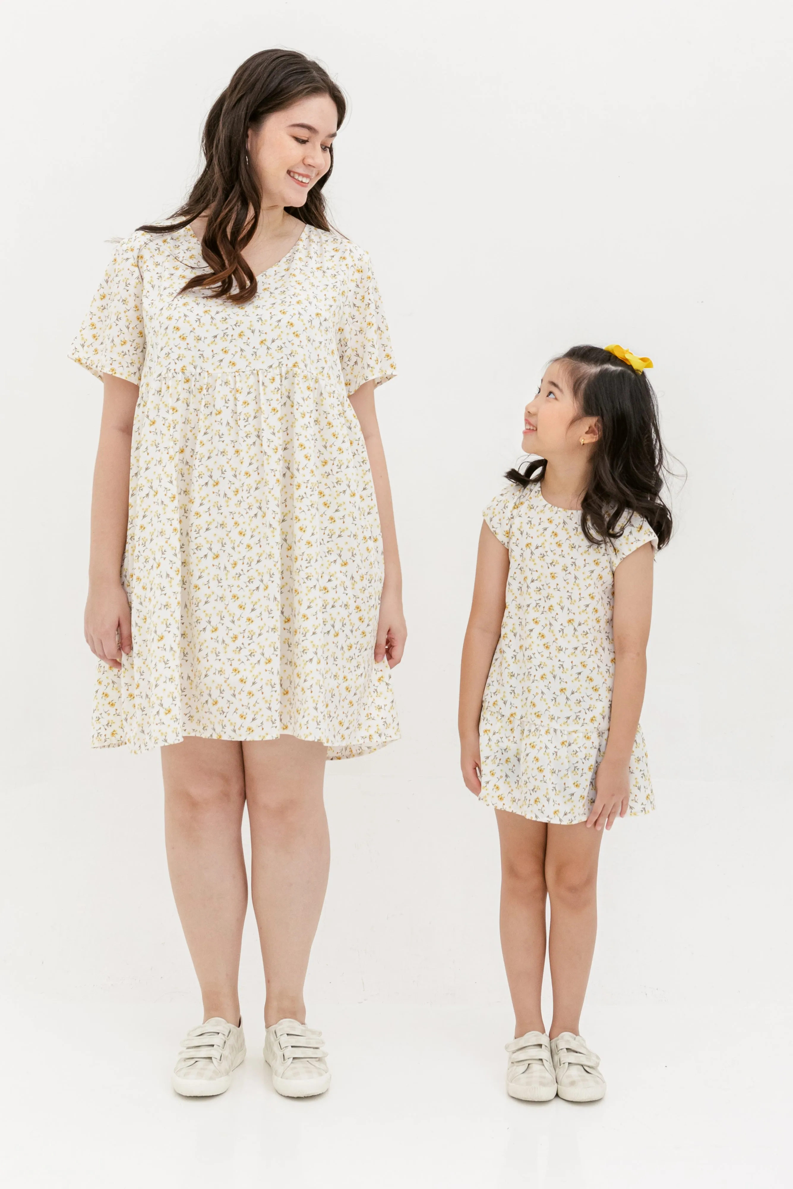 Fiona V-Neck Babydoll Dress In White