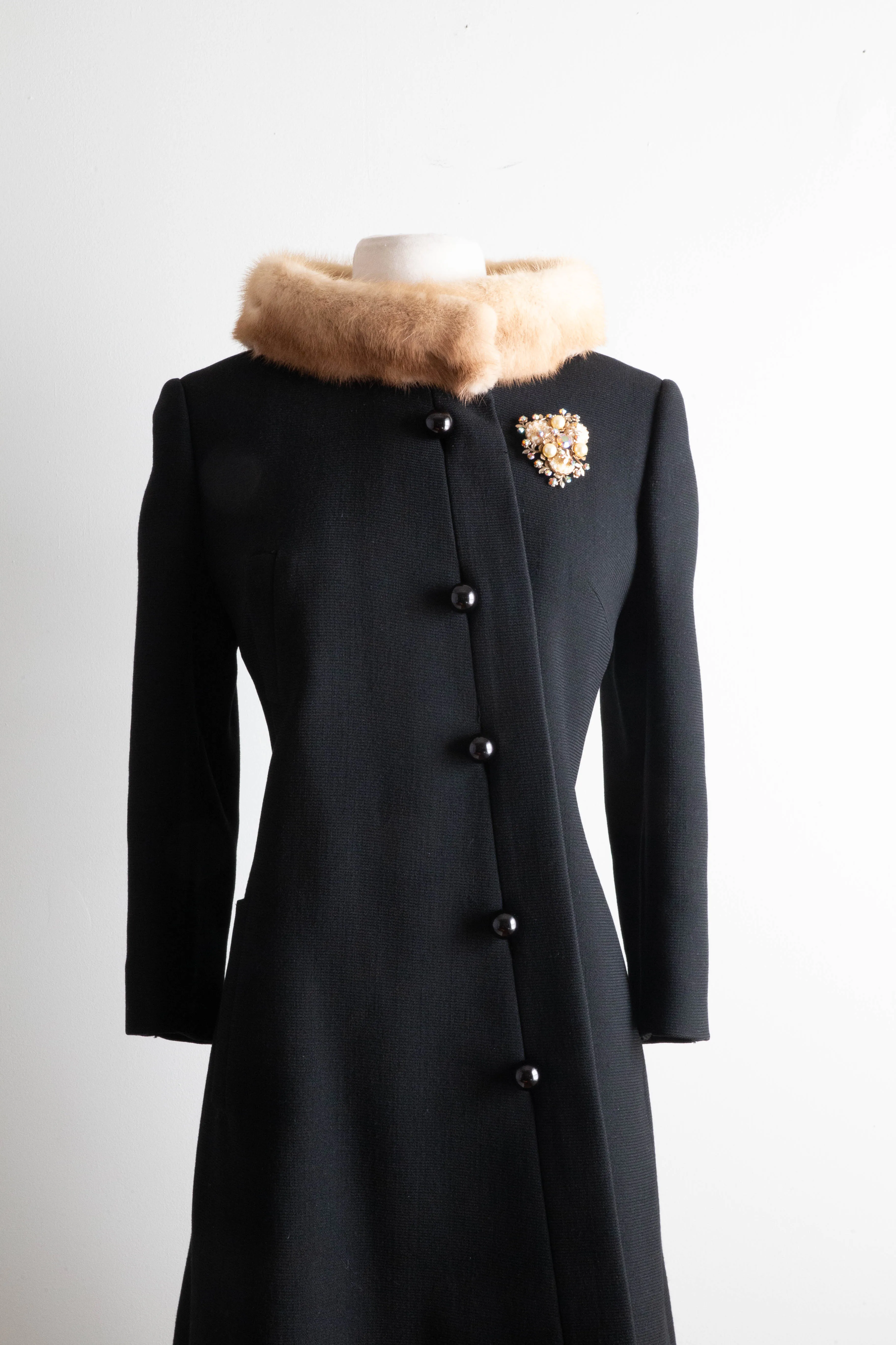 Gorgeous 1960's Structured Wool Coat With Mink Trim / Medium