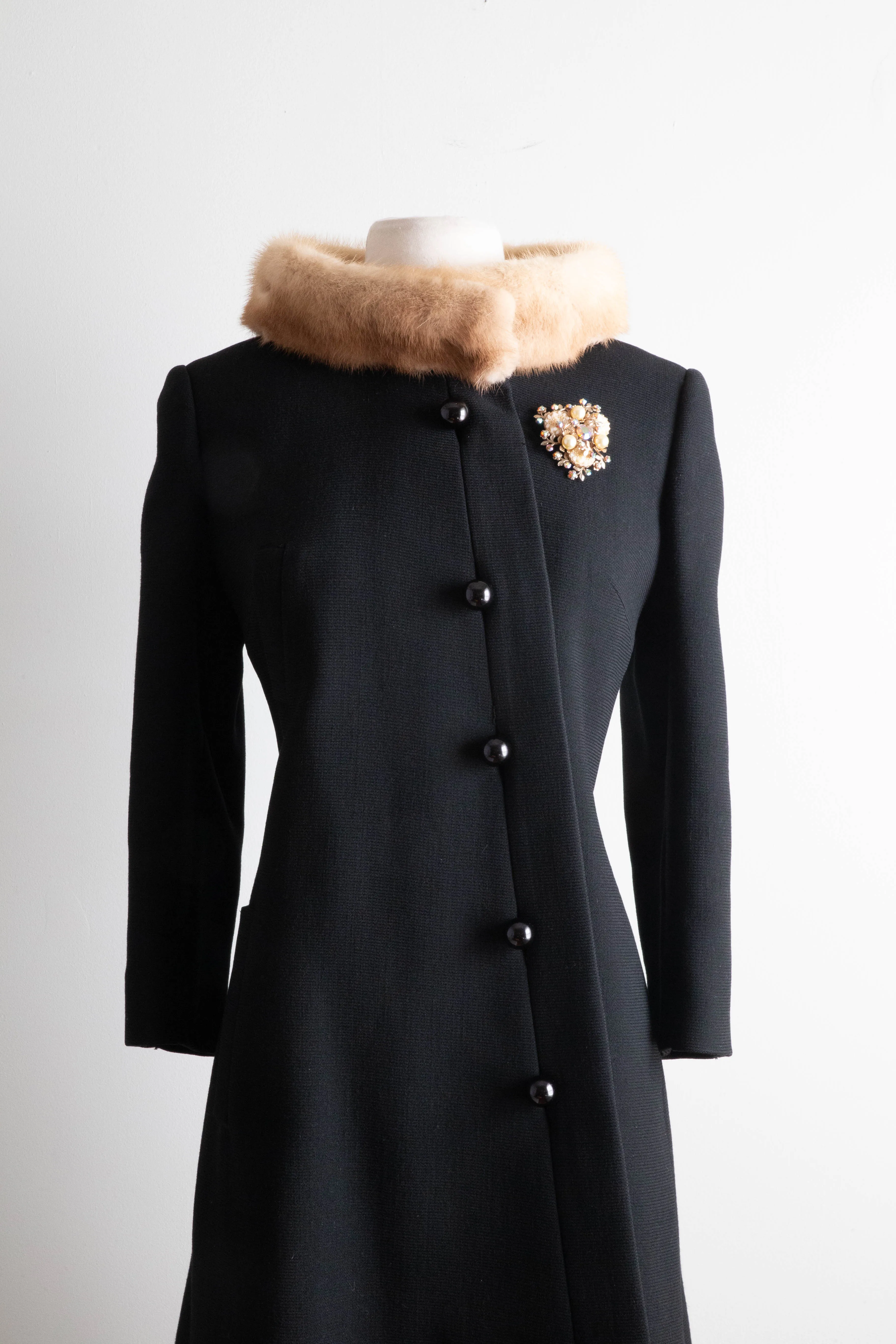 Gorgeous 1960's Structured Wool Coat With Mink Trim / Medium