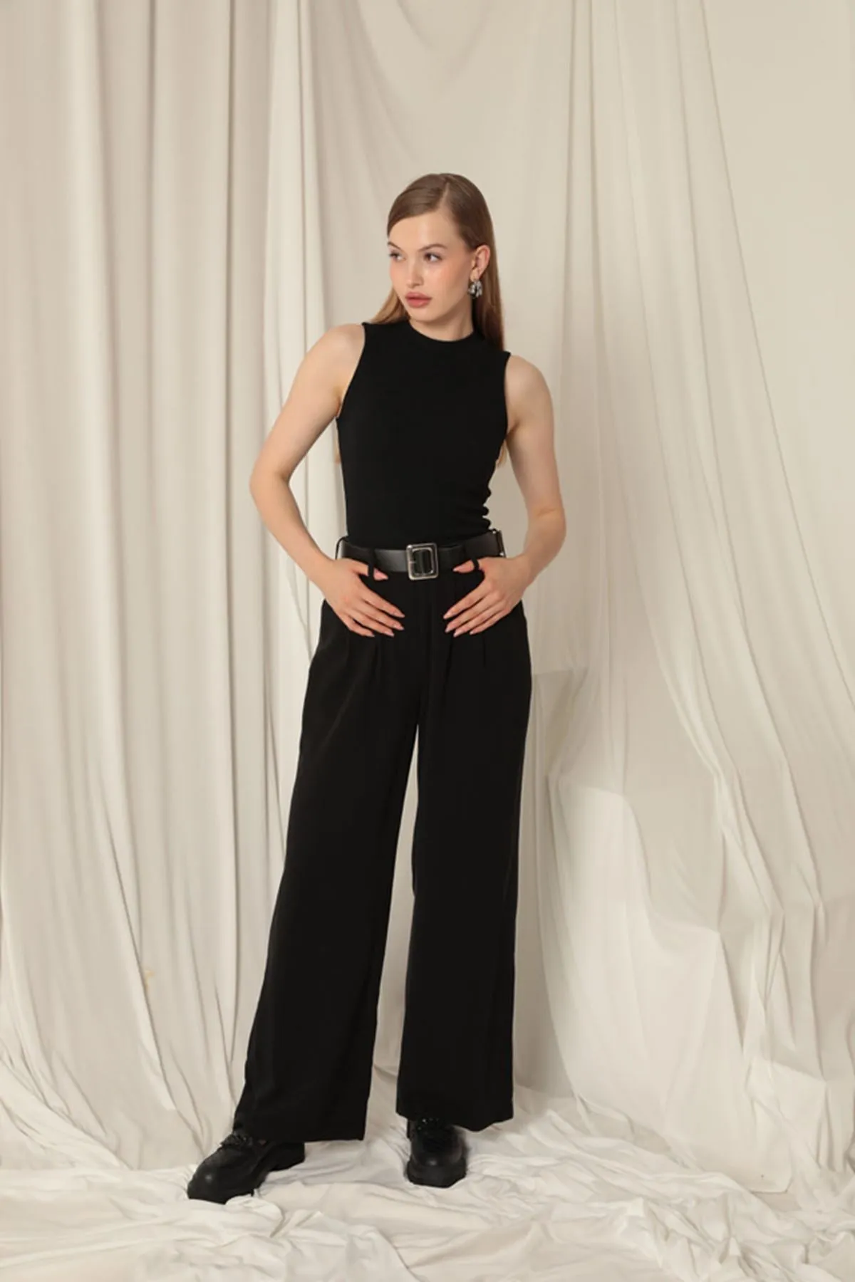 KKT Tencel Fabric Woven Women's Black Trousers - Viladecáns