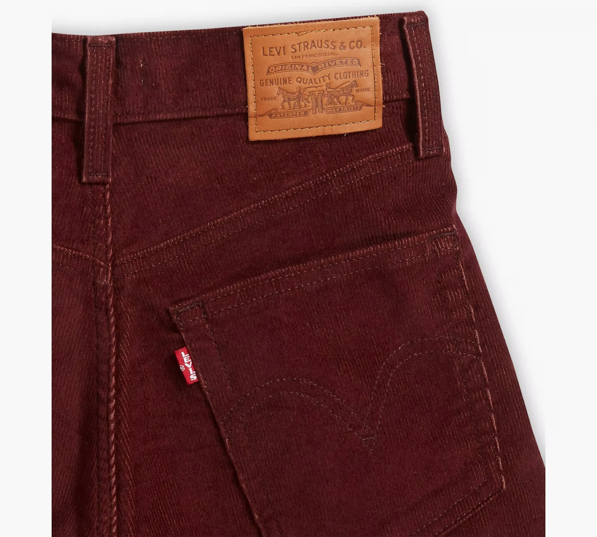 Levi's - Ribcage Straight Ankle Curdoroy in Decadent Chocolate