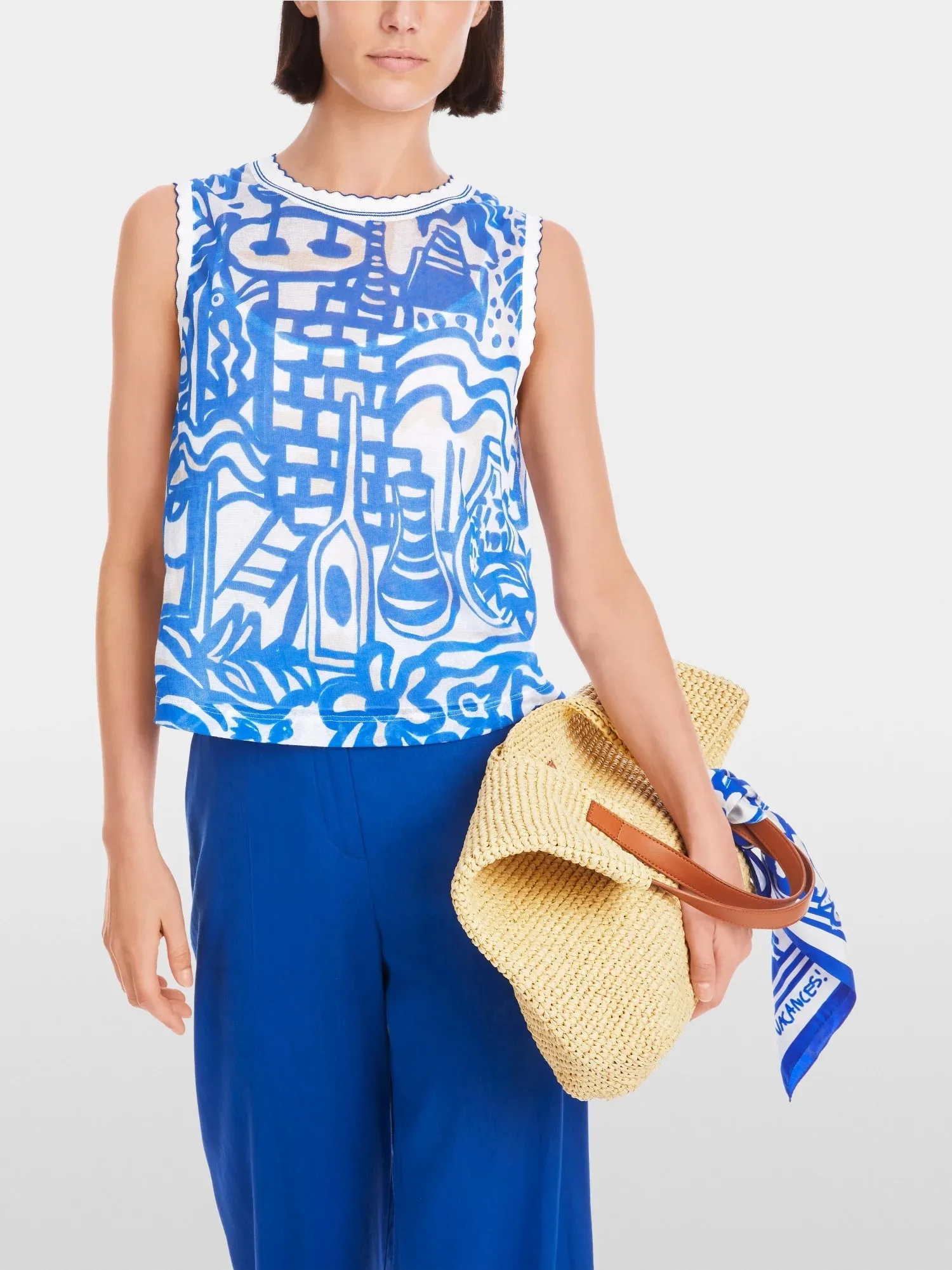 Marc Cain Blue Knitted in Germany top with print
