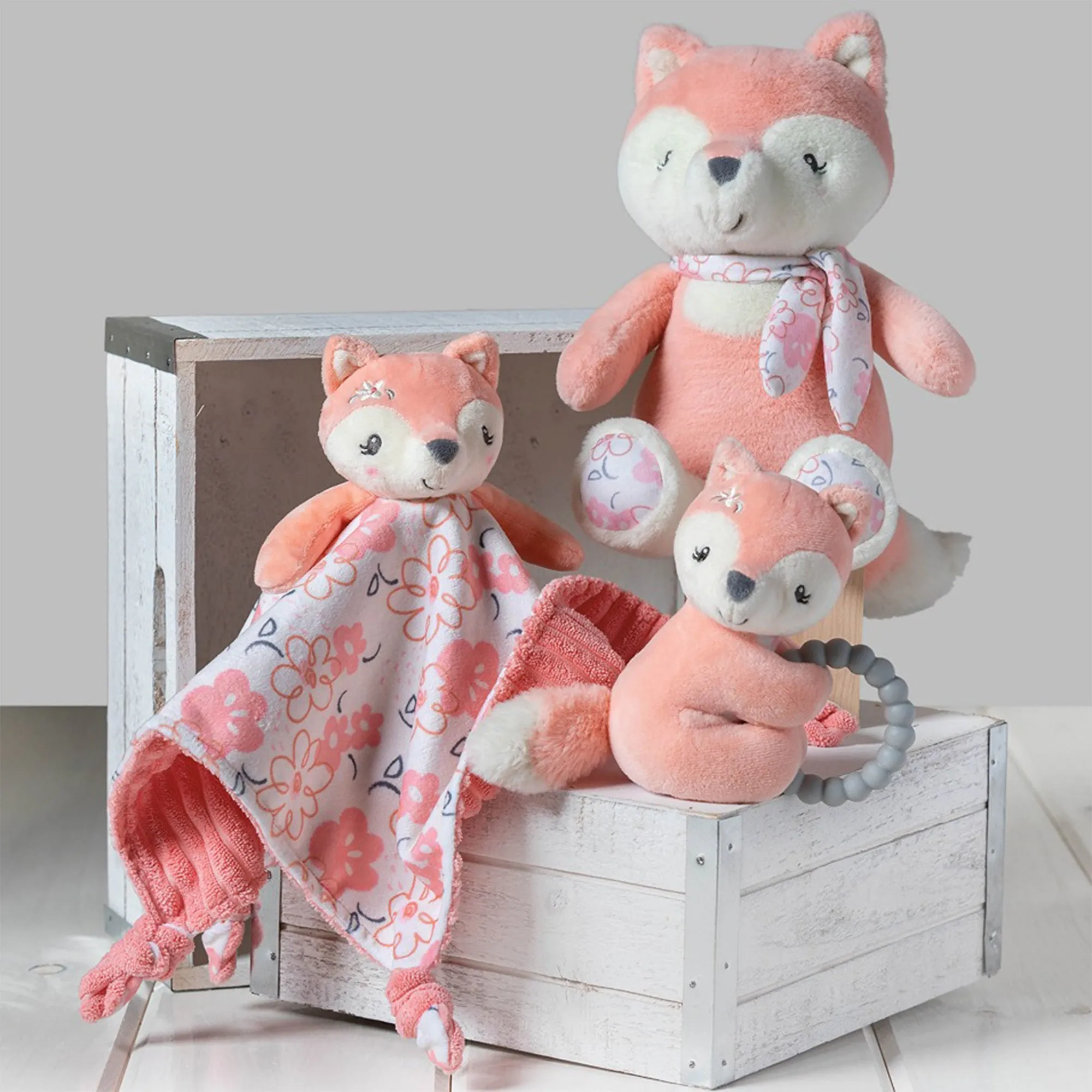 Mary Meyer - Character Blanket -  13"