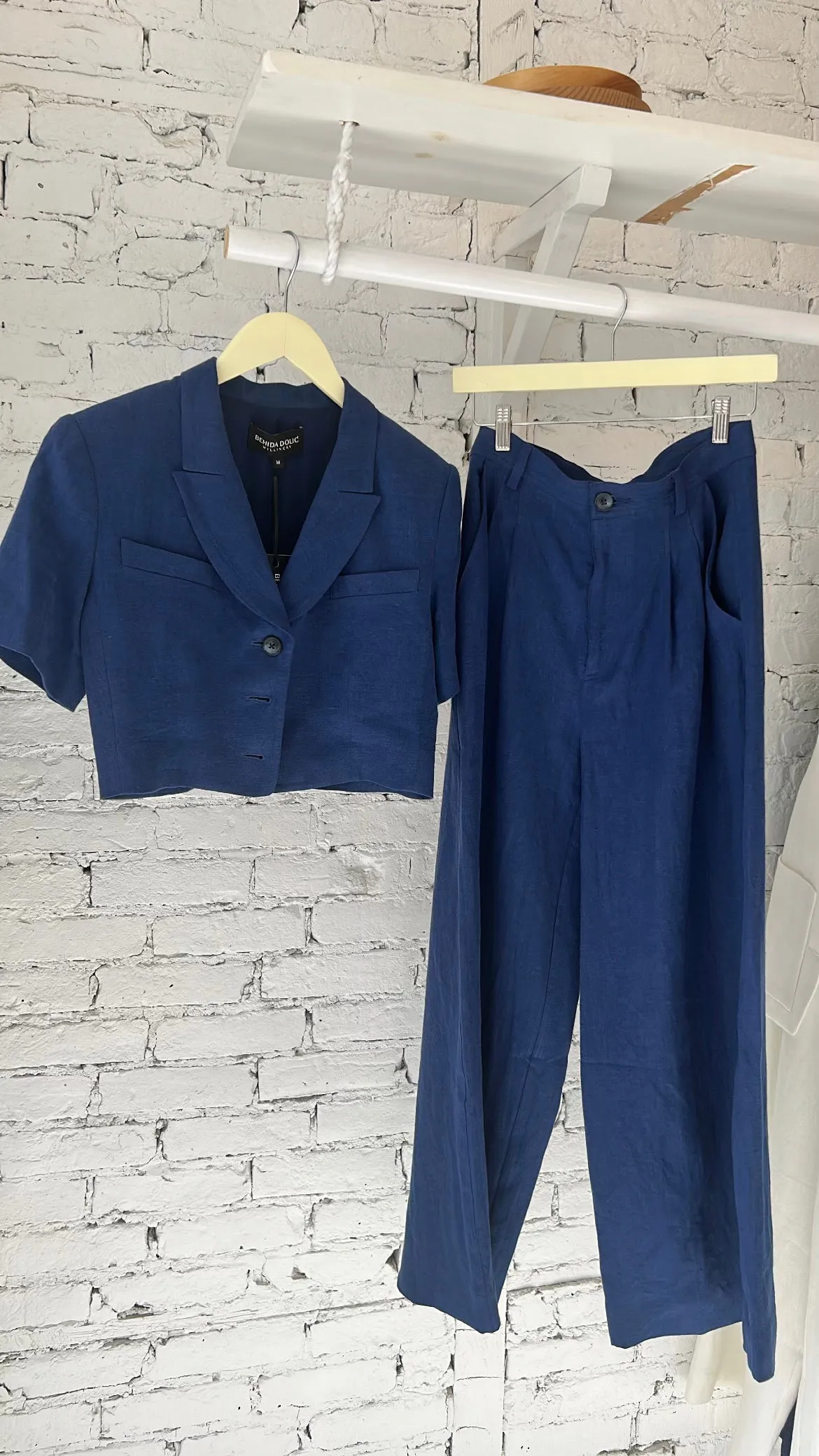 Niki Cropped Jacket - Navy