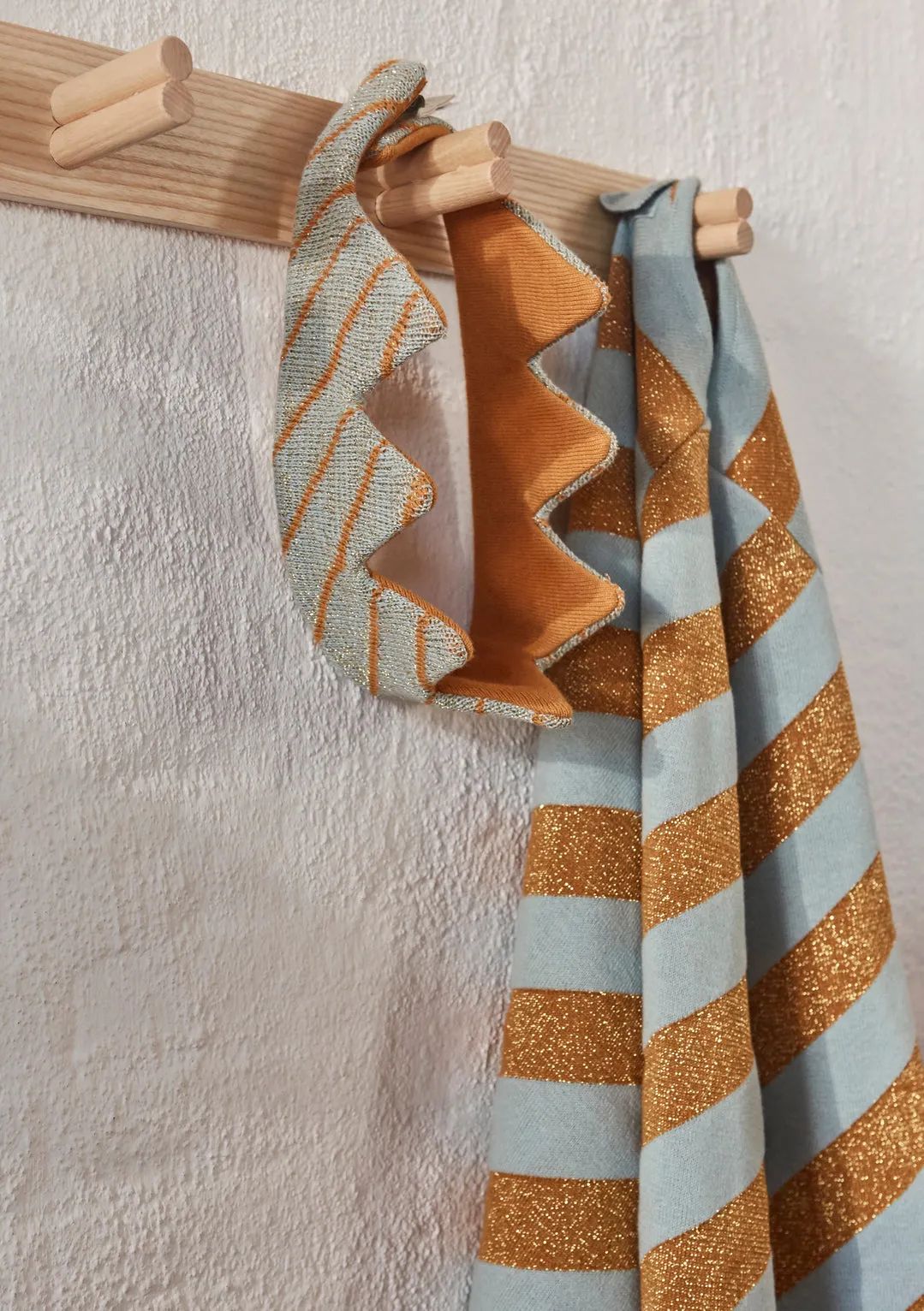 Oyoy Costume Royal Cape