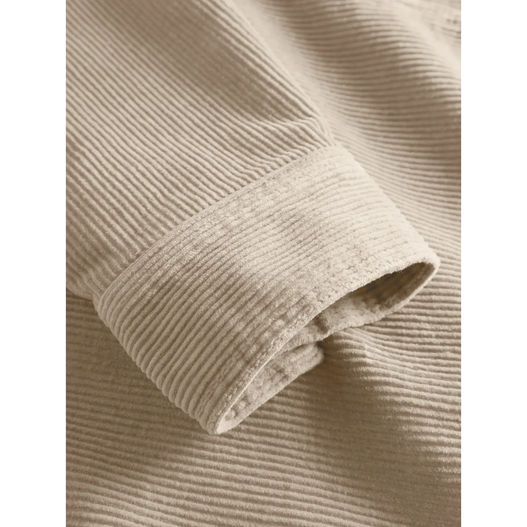 Stretched 8-Wales Corduroy Overshirt