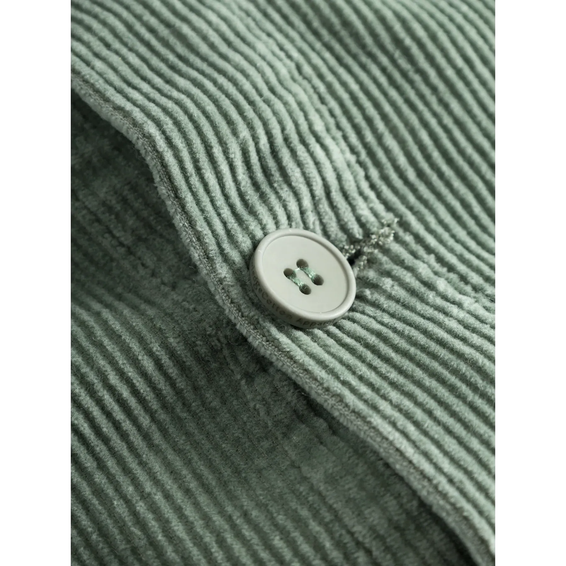 Stretched 8-Wales Corduroy Overshirt