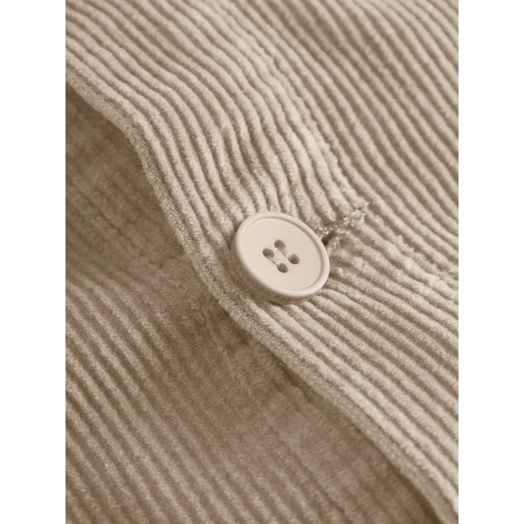Stretched 8-Wales Corduroy Overshirt