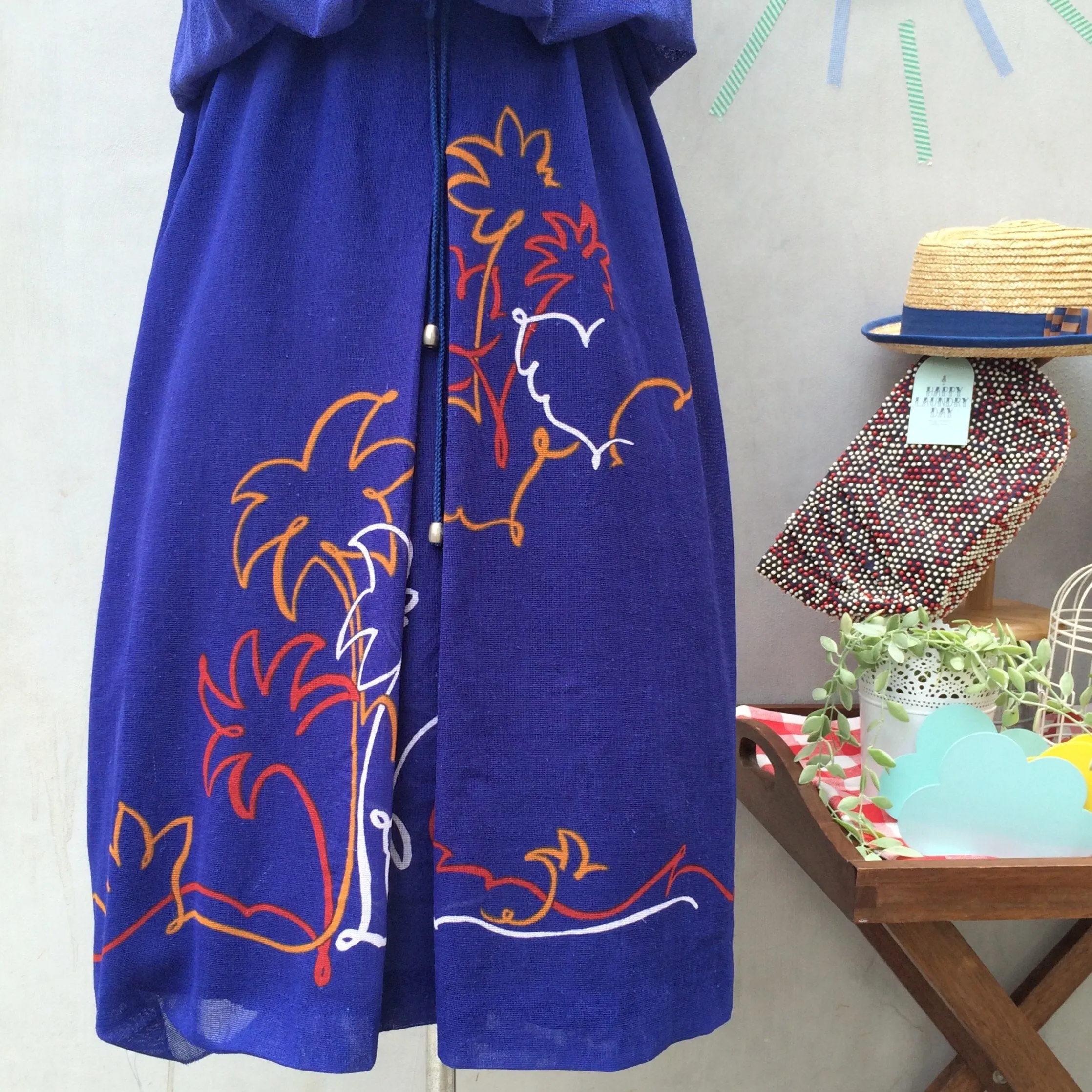 Sunset boulevard | Vintage 1980s Plam trees Outline print Day Work dress