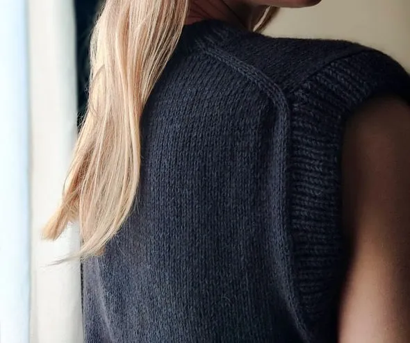 Vest No. 9 - ENGLISH