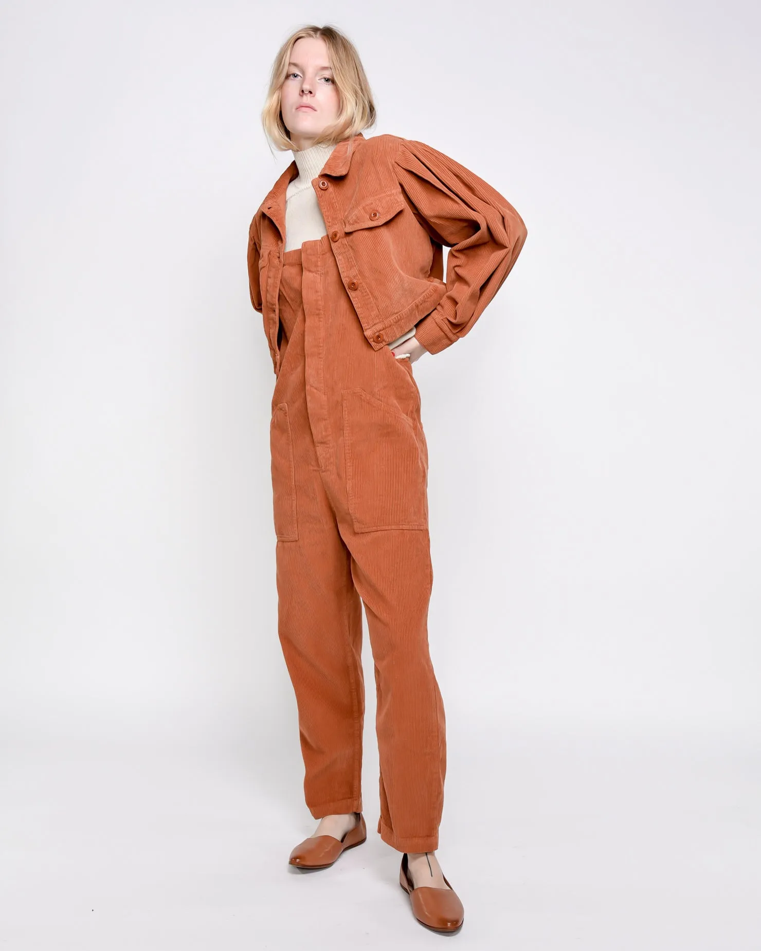 Zoe cropped jacket in brown corduroy